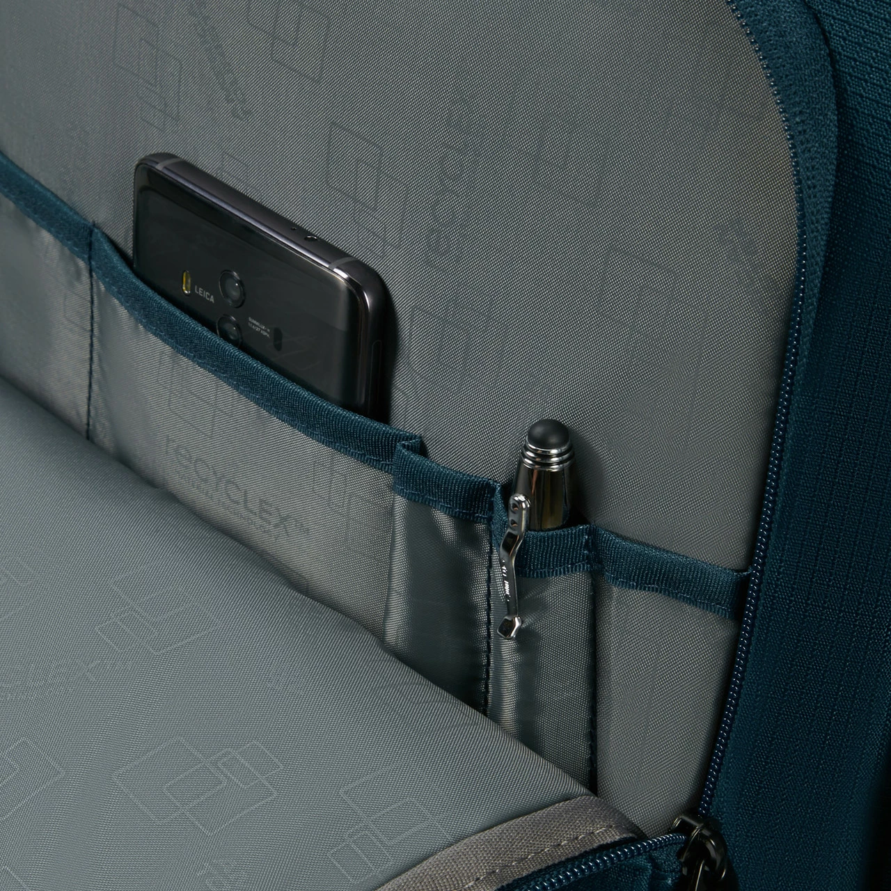 American Tourister Take2Cabin EasyJet Backpack M - Image 11