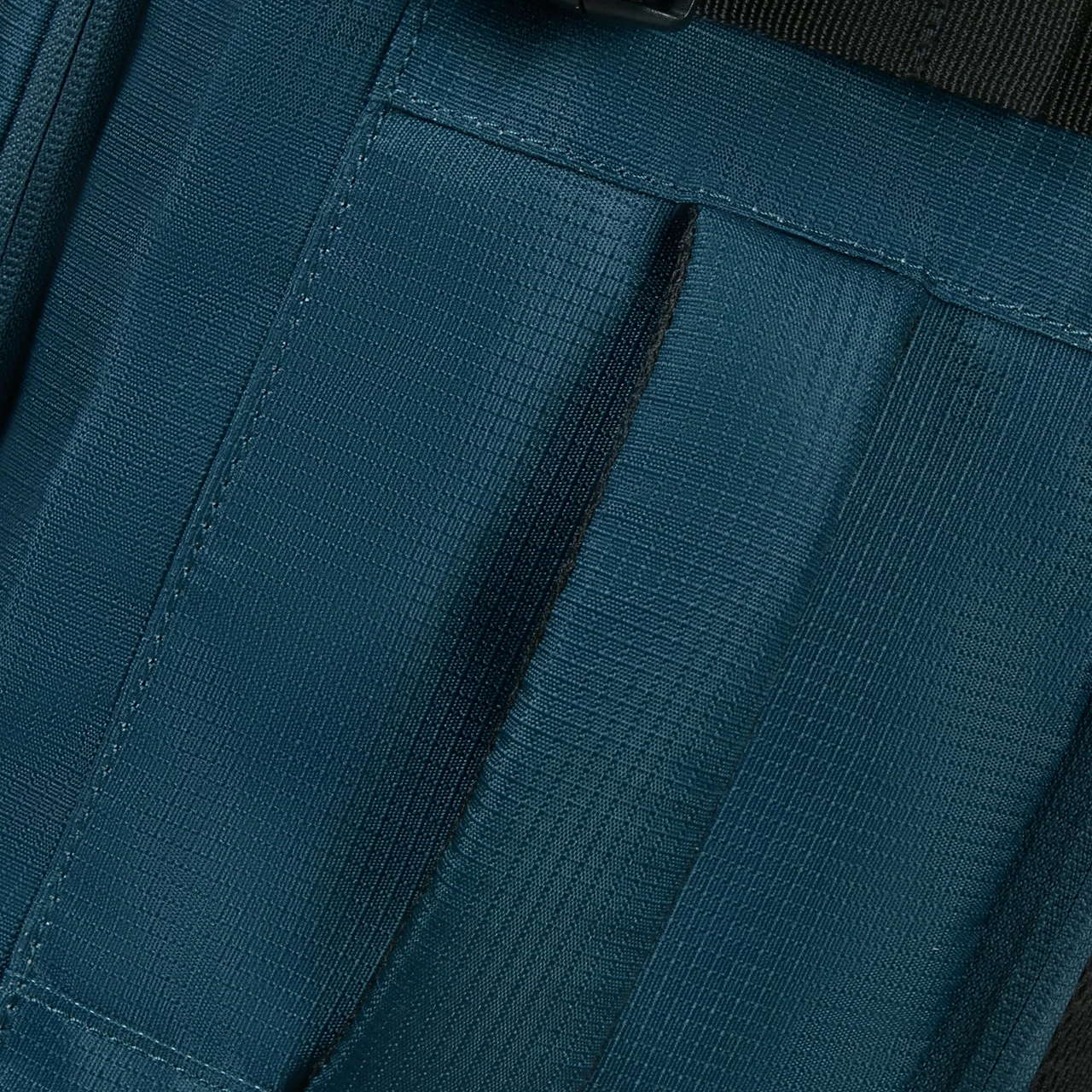 American Tourister Take2Cabin EasyJet Backpack M - Image 14