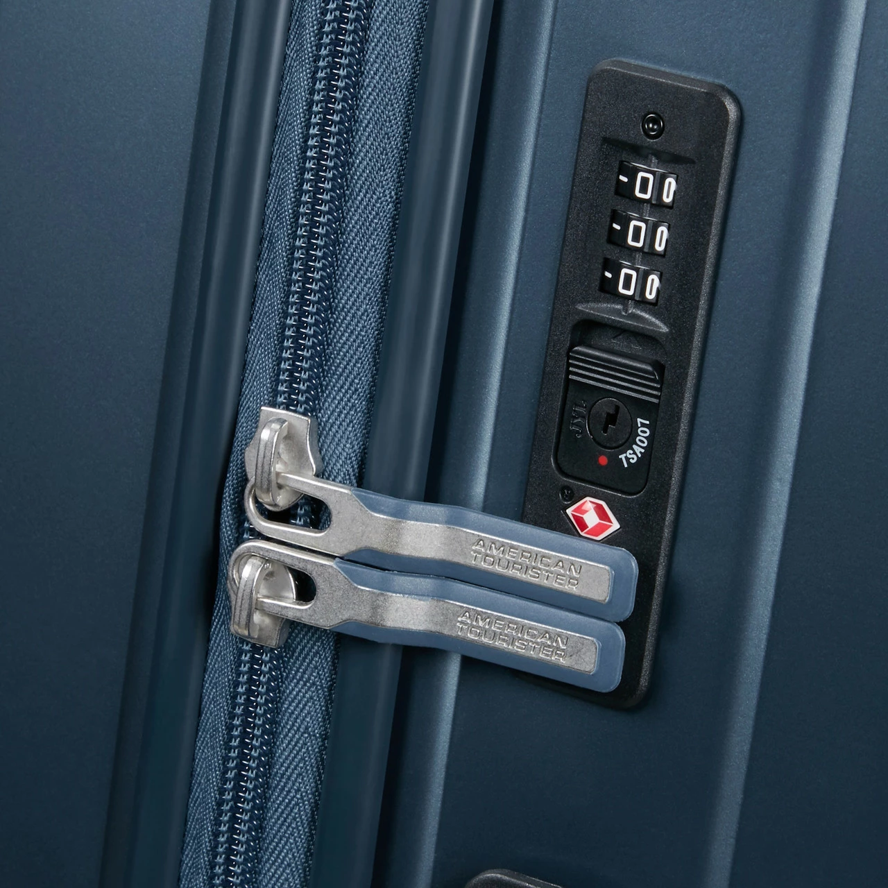 American Tourister Geopop 4 Wheel Medium Suitcase - 67cm - Image 8