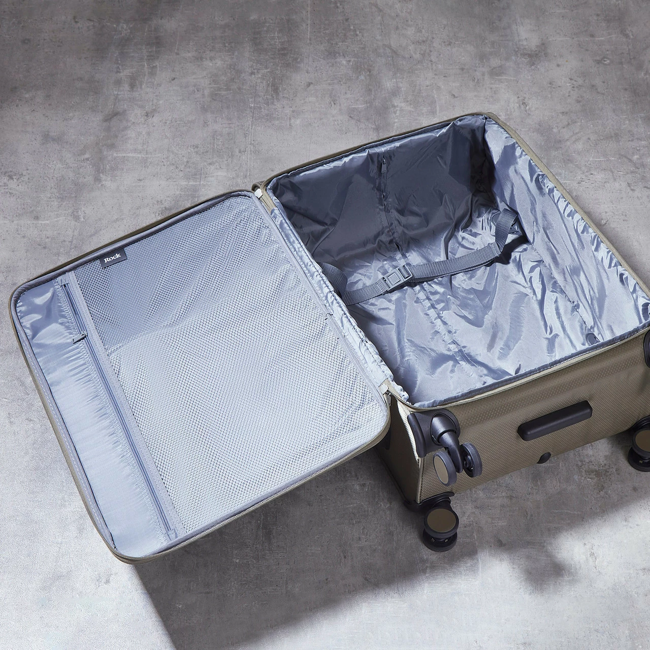 Rock Rocklite 4 Wheel Large Suitcase - 78cm - Image 7