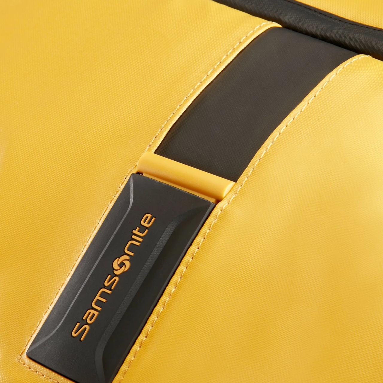 Samsonite Paradiver Light Wheeled Duffle - 67cm - Image 19