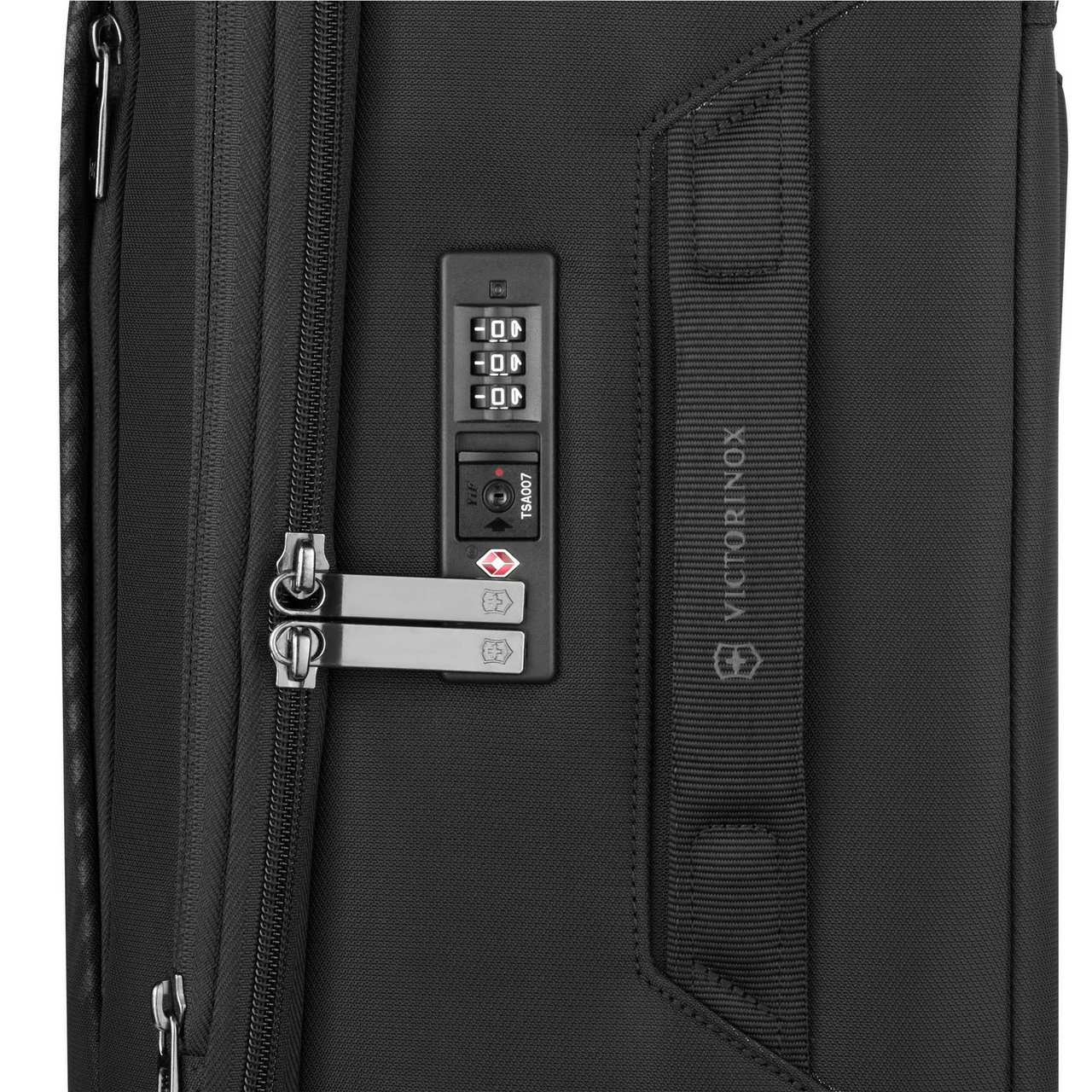 Victorinox Crosslight Expandable Large Suitcase - 76cm - Image 18