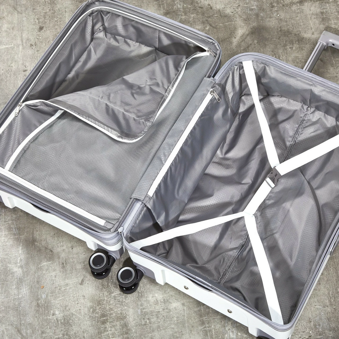 Rock Sunwave 4 Wheel Exp Large Suitcase - 79cm - Image 5