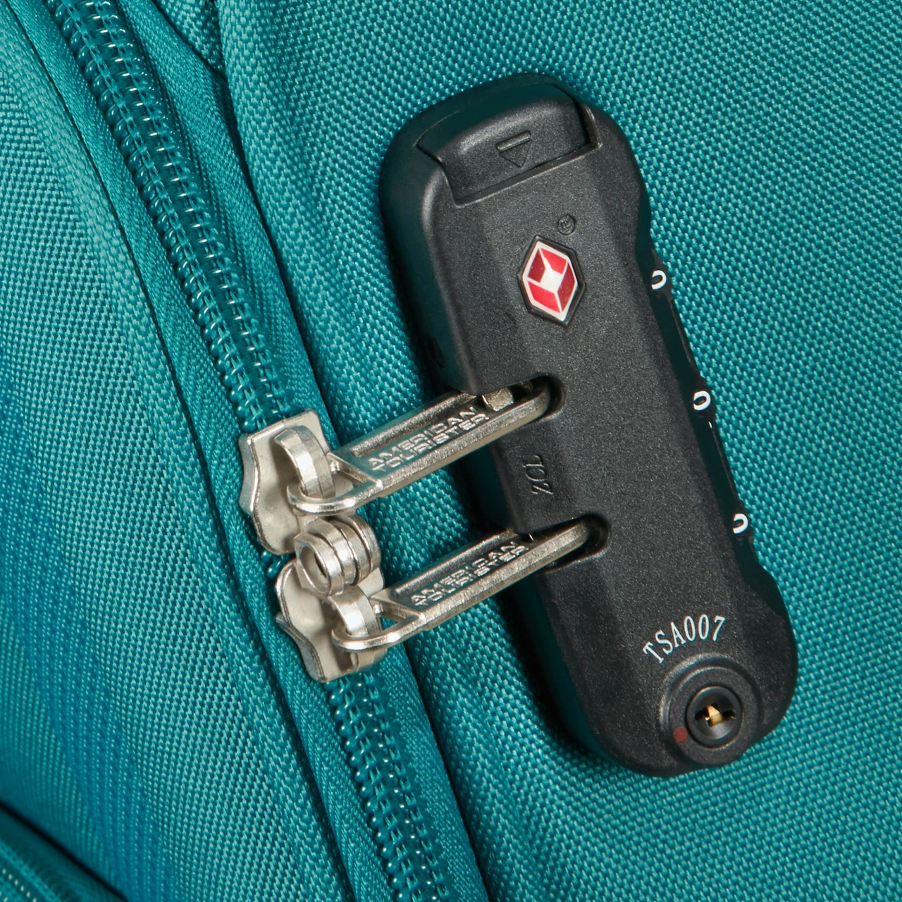 American Tourister Summer Session Medium Suitcase - 67cm - Image 15