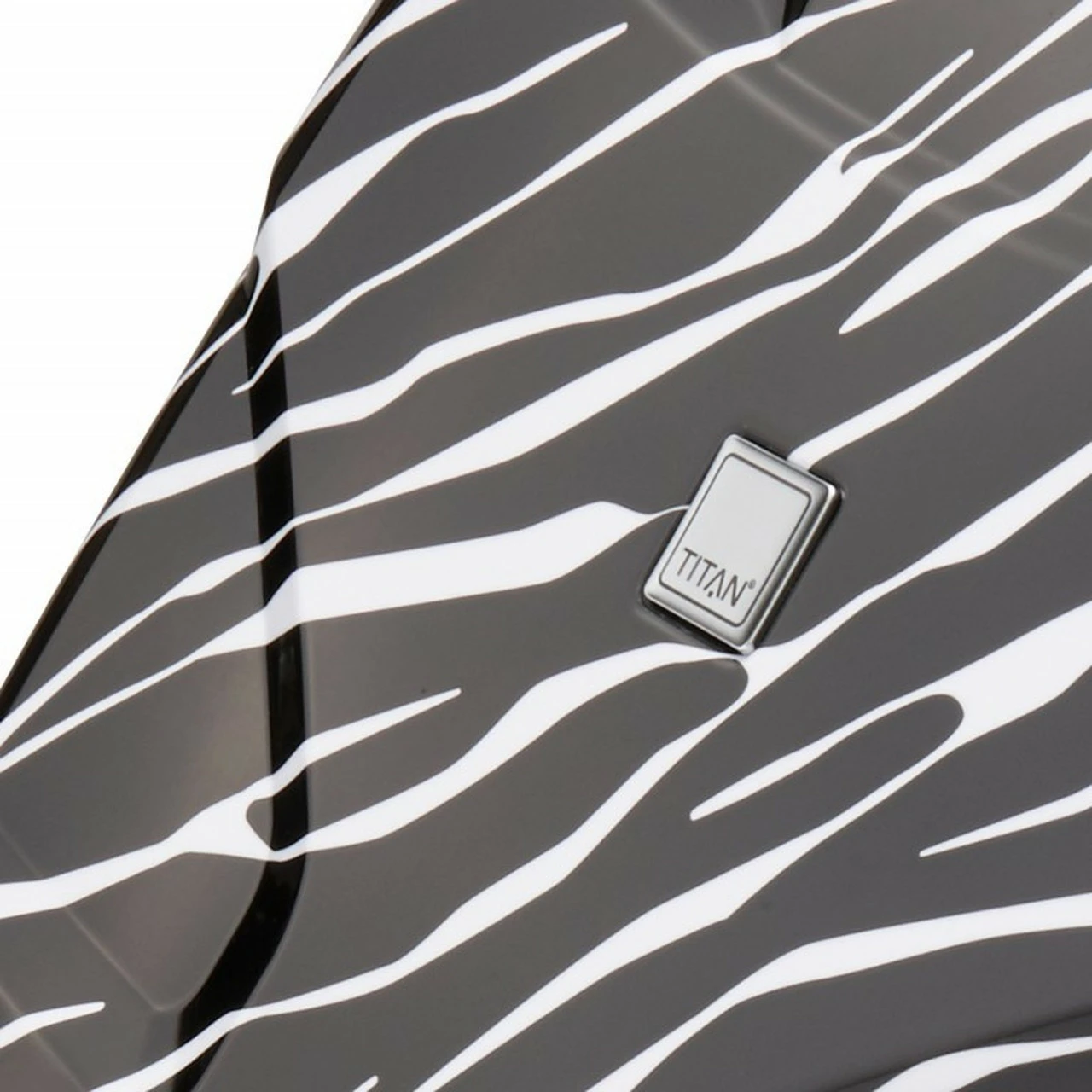 Titan X2 4 Wheel Cabin Suitcase - 55cm - Image 7